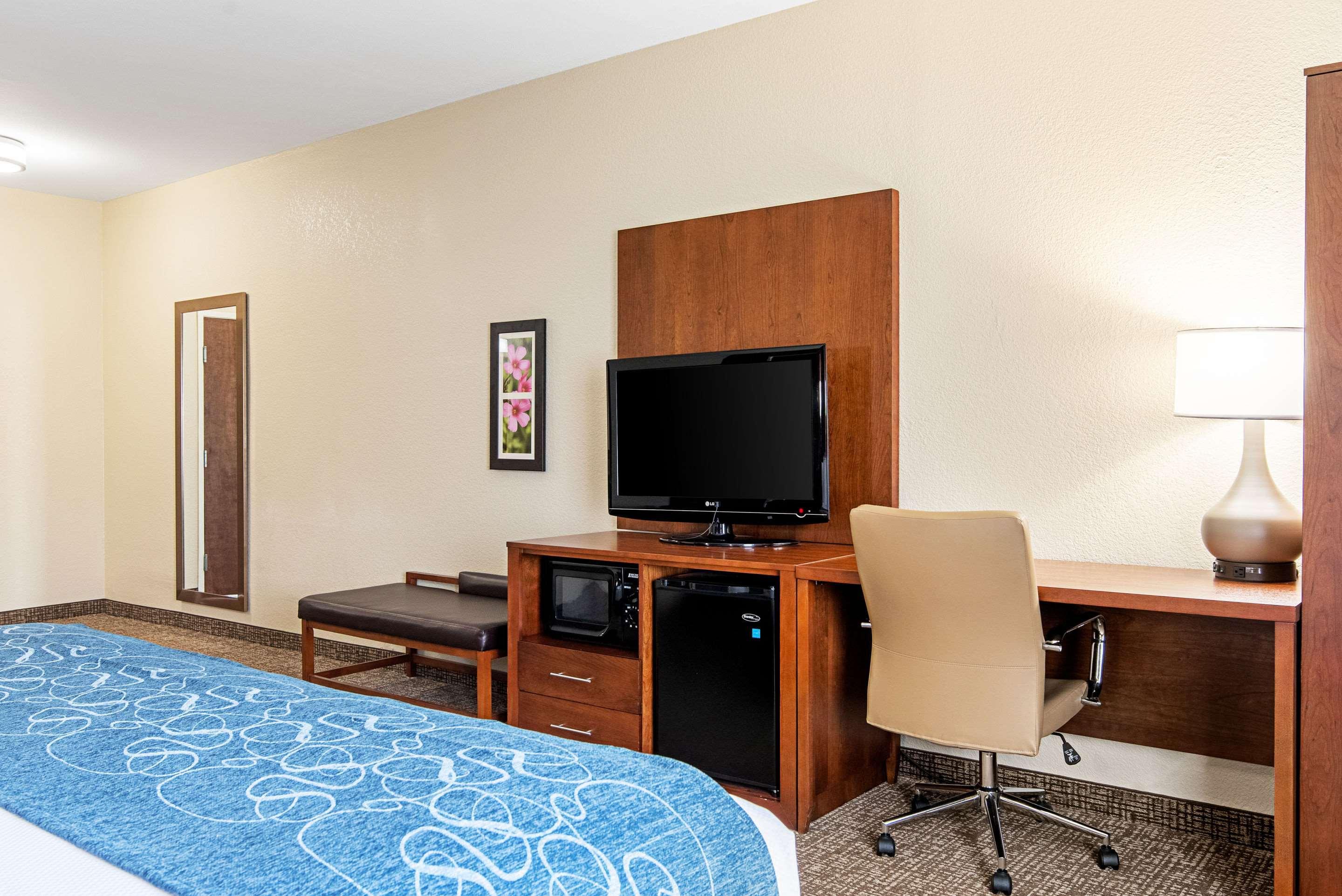 Comfort Inn&Suites Pine Bluff Eksteriør bilde