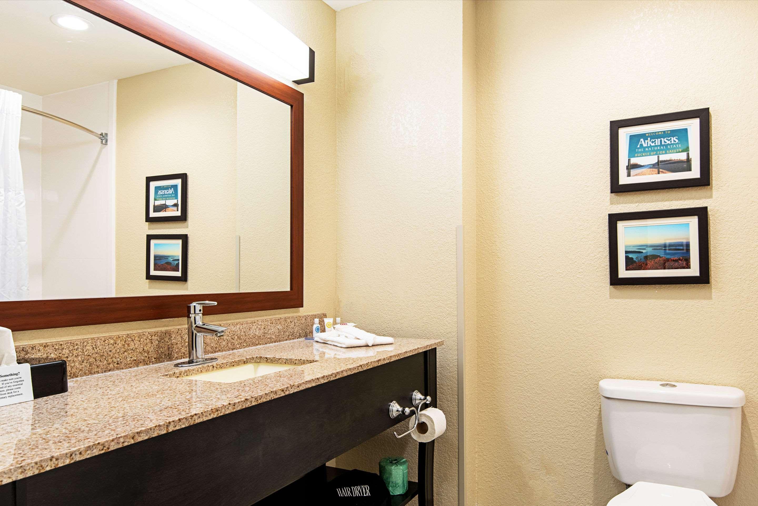 Comfort Inn&Suites Pine Bluff Eksteriør bilde