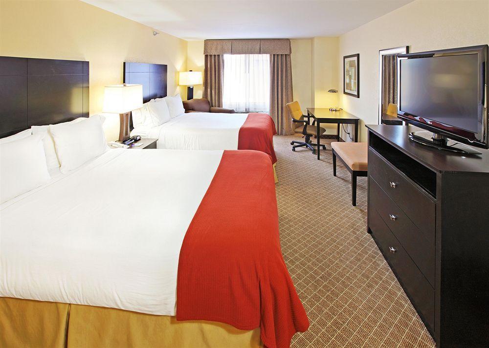 Comfort Inn&Suites Pine Bluff Eksteriør bilde